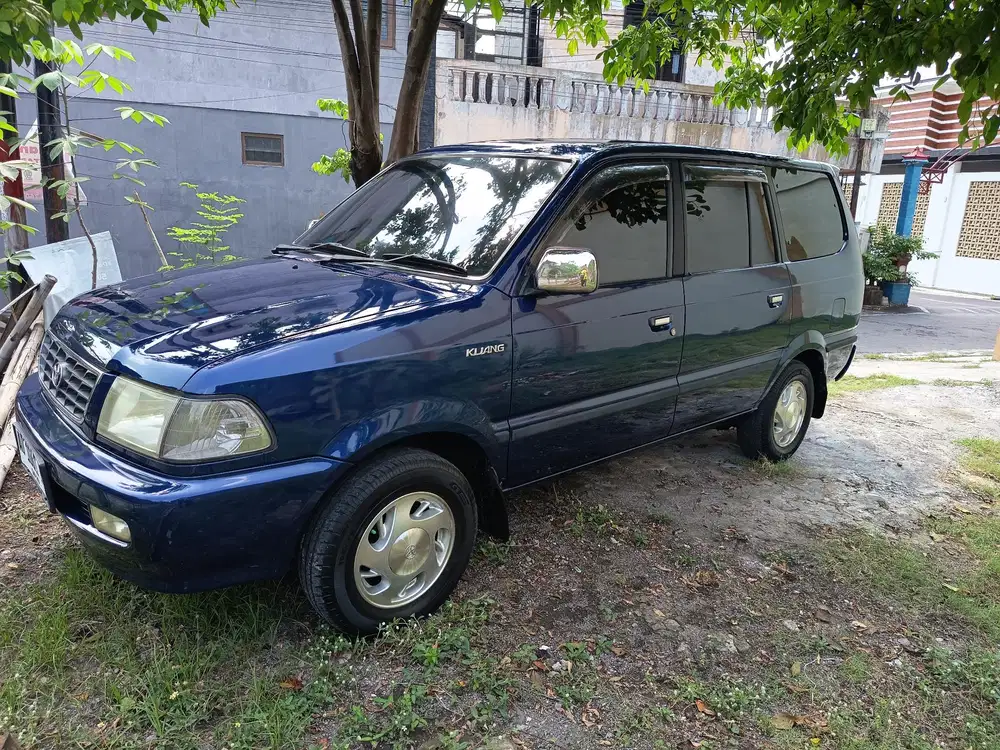 Toyota Kijang 2000 Bensin