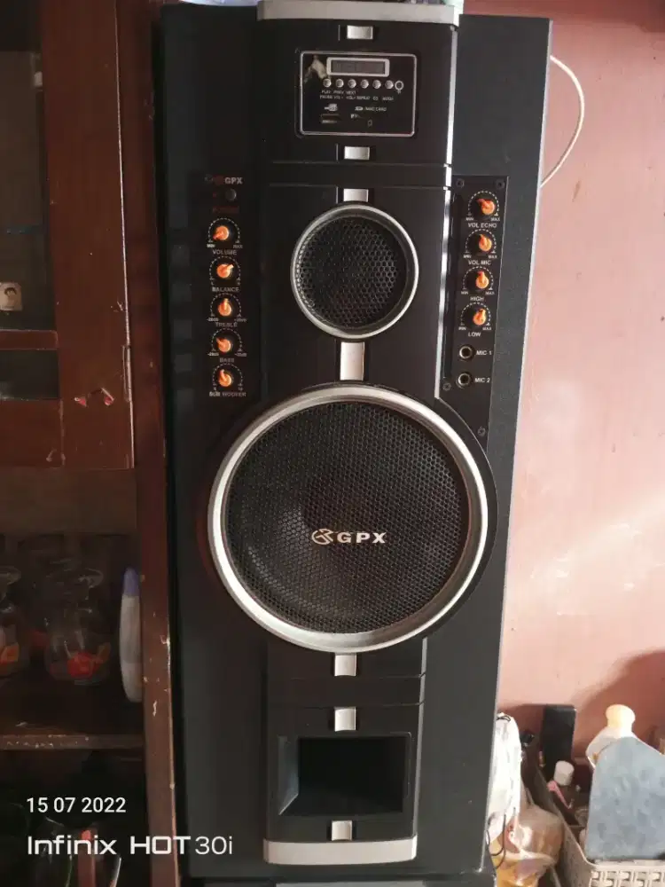 Speaker bluetooth