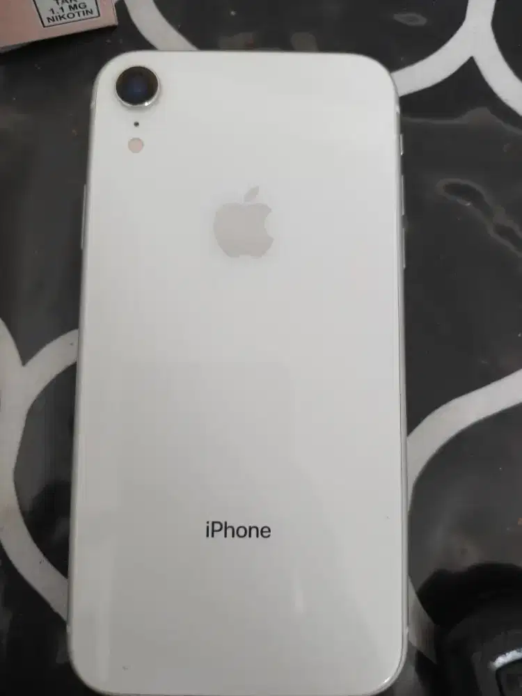 Iphone xr 64gb sinyal aman