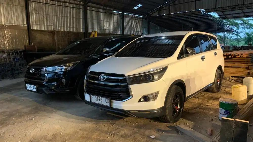 Toyota innova venturer diesel matic 2018