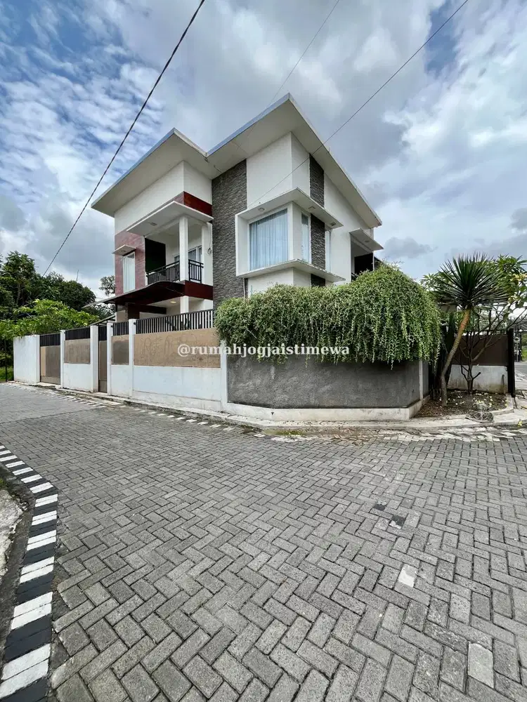 Rumah Full Furniture Dekat Hotel Hyatt dan Al Azhar JL Palagan Km 8