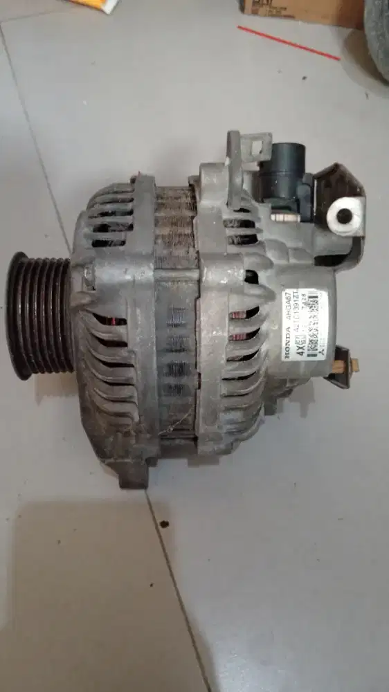 Altenator Civic FD 1.8 MT
