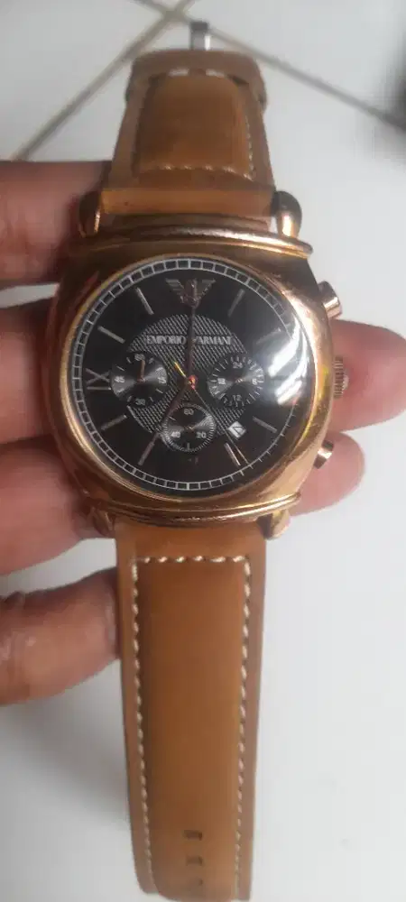 Jam Tangan Emporio Armani Bagus dan Elegant