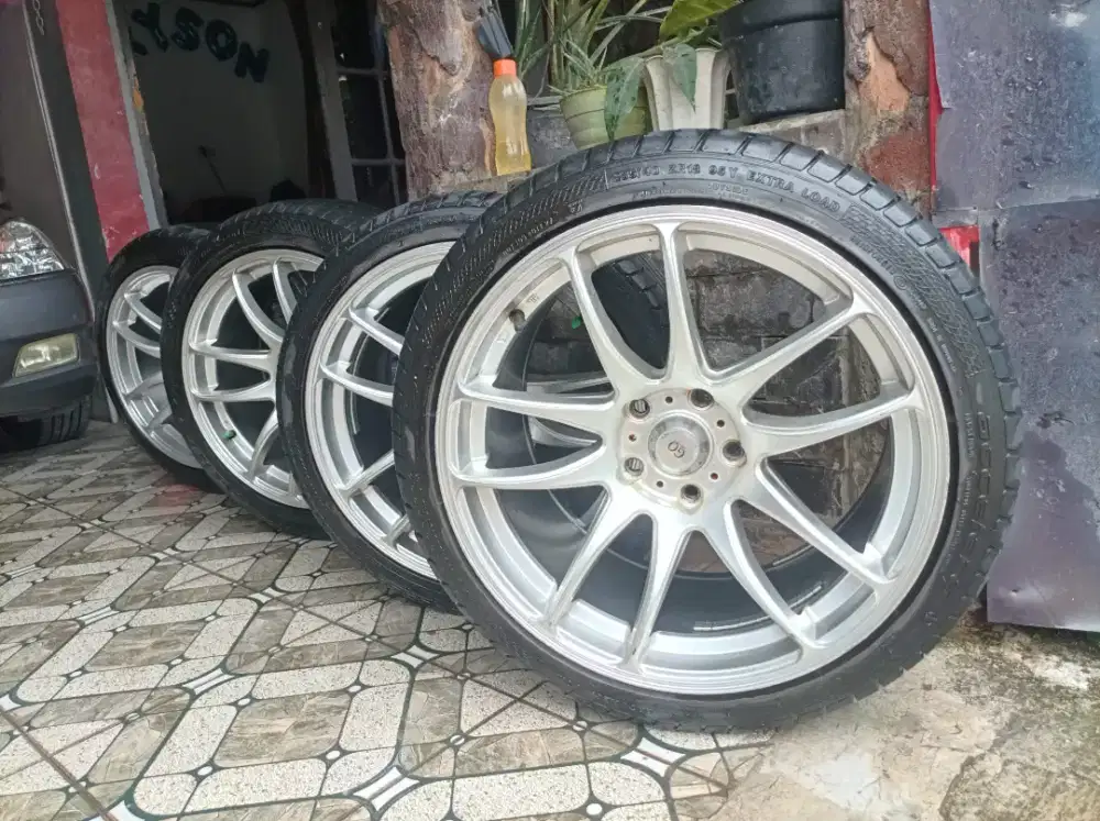 Dijual Velg Kiwami R18 & Ban