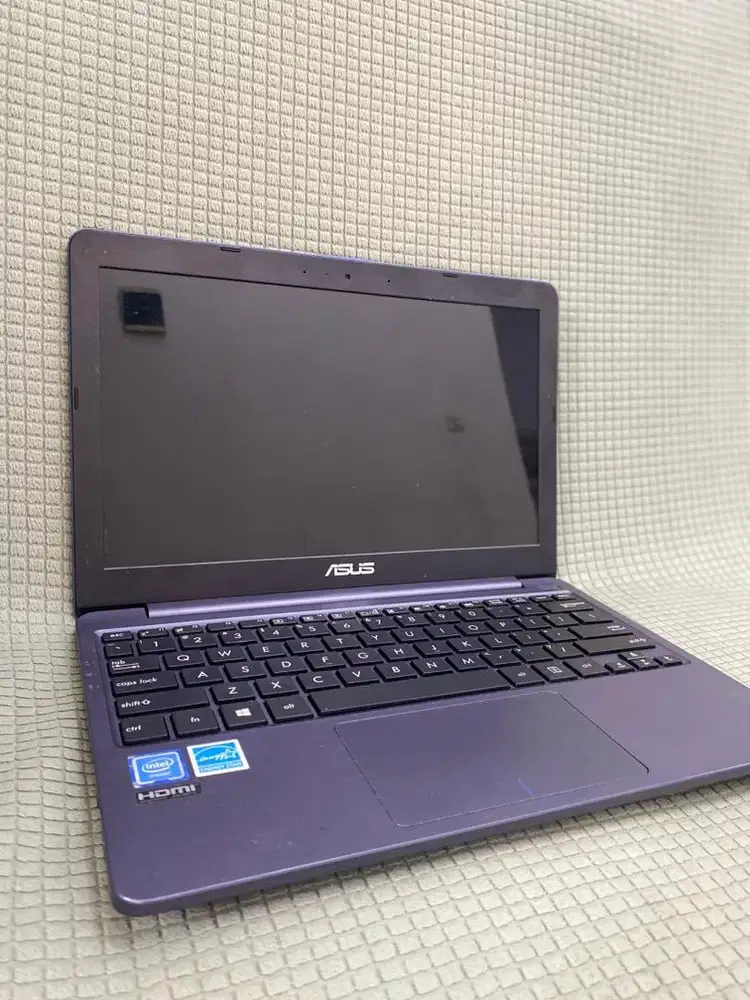 Notebook berkualitas, Asus E203Mah