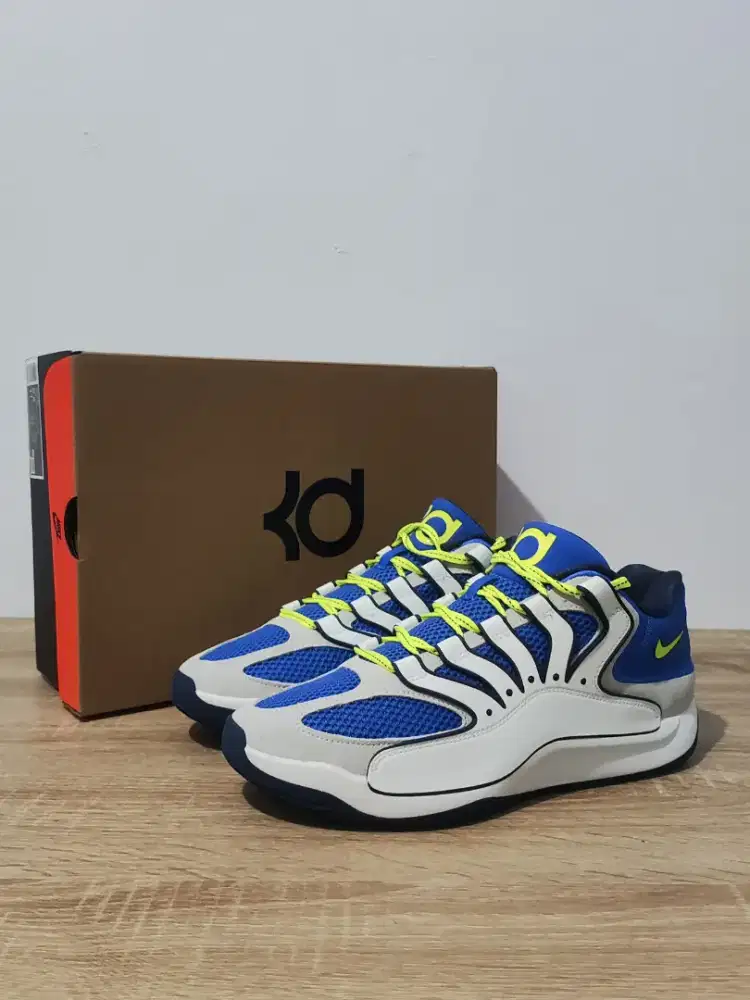 Nike KD 18 'Seat Pleasant' / Blue Yellow
Original Footlocker Receipt