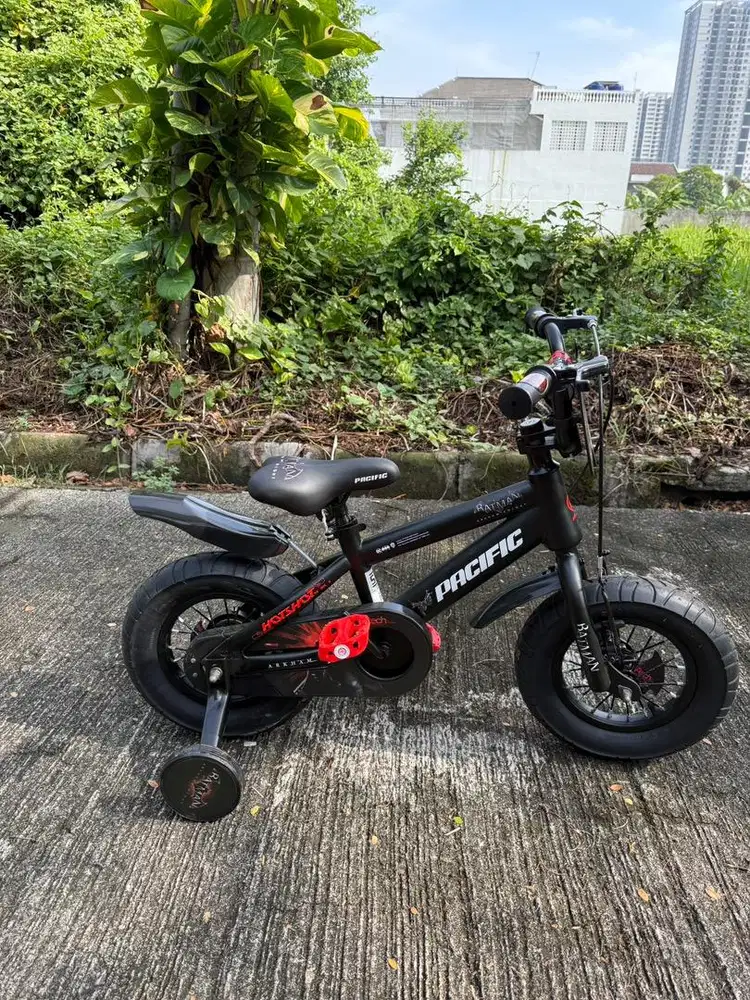 Sepeda anak pacific 12inch edisi batman