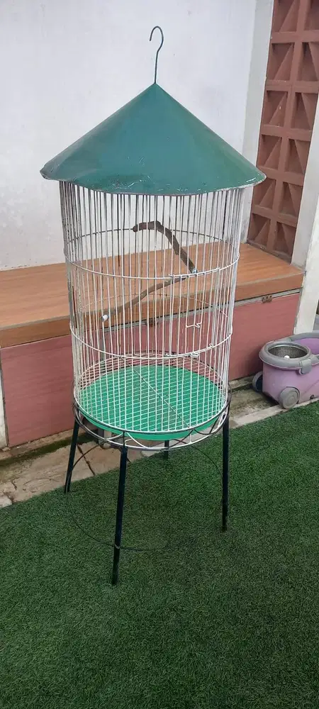 Kandang Besi Bulat