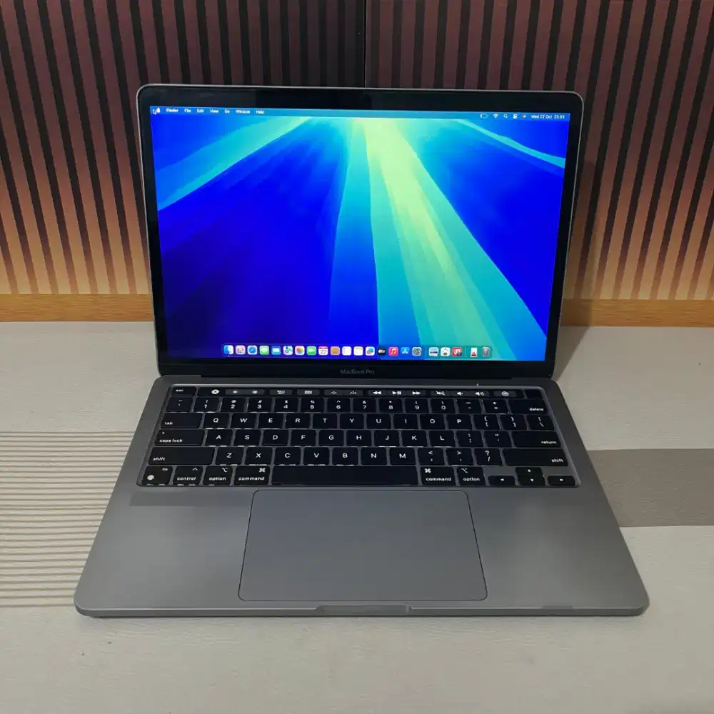 Macebook pro m1,2020.
