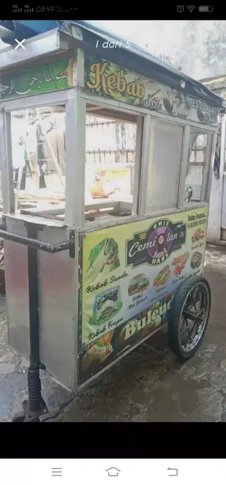 Roda jualan berbagai macam