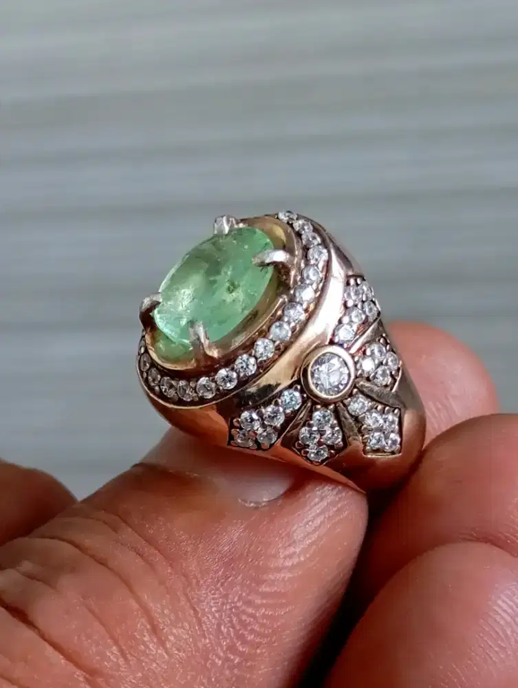 Zamrud Colombia ring perak