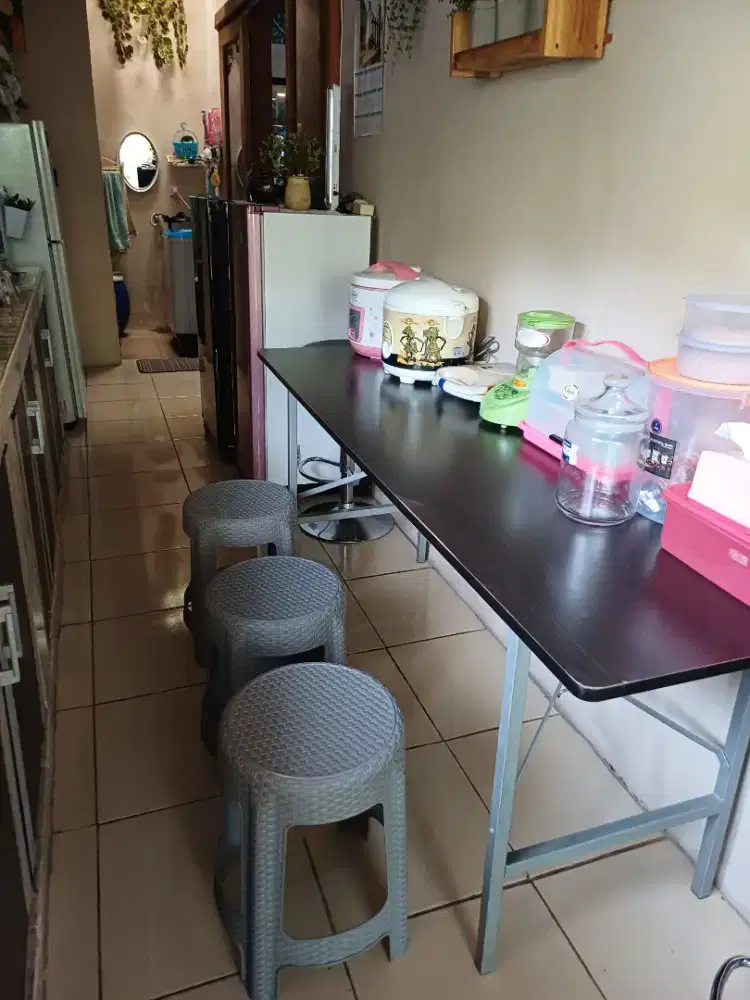 Jual perlengkapan utk jualan.