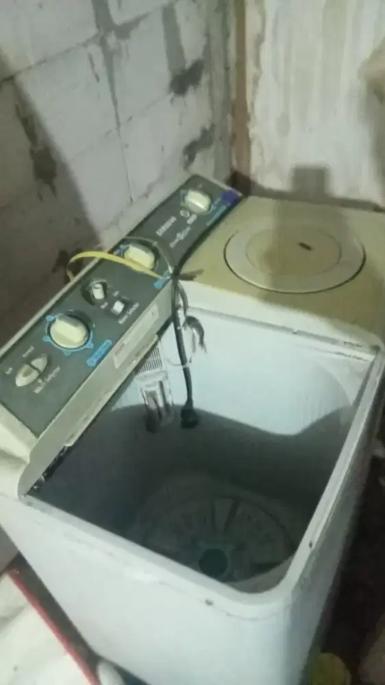 Mesin cuci Merk Samsung