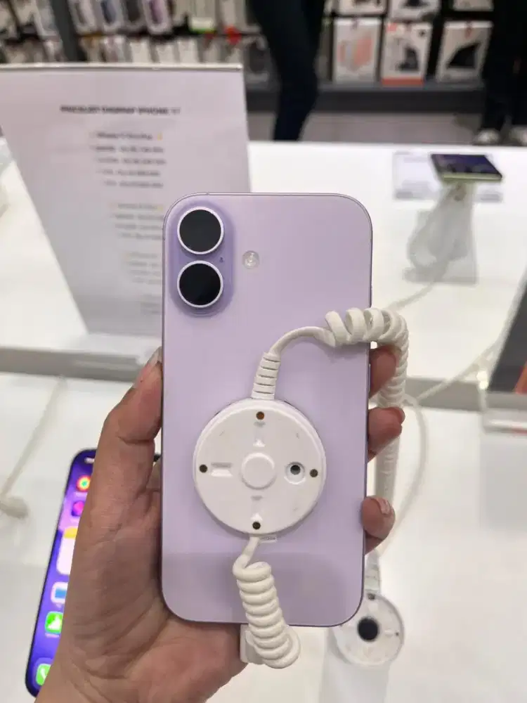 IPHONE 17 256 Lavender