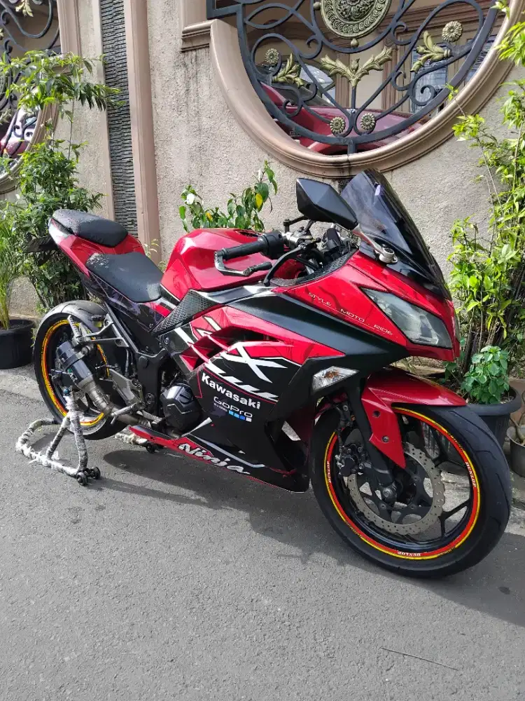 Kawasaki ninja 250 FI  tt bt tukar tambah