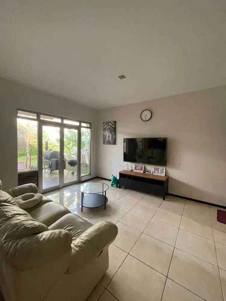 Dijual Rumah Bagus Furnished di Kota Baru Parahyangan