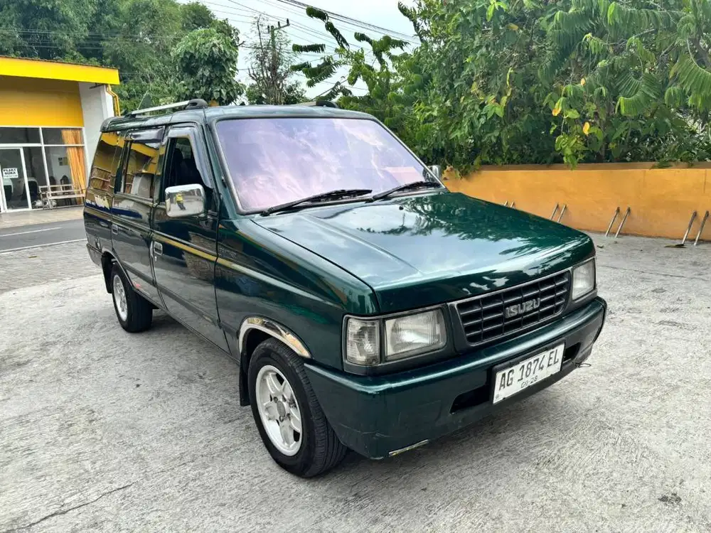 Isuzu panther 2.5 Royal HI-GLX 1996 Plat AG gatot mobil bekas sekoto