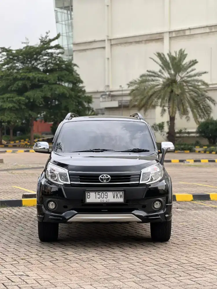 Toyota Rush S TRD AT 2017 Hitam