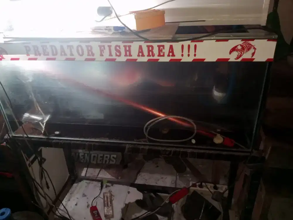Aquarium ukuran 100*40*40cm + rak holo