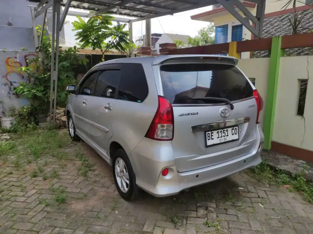 New Avanza Veloz luxury MT km 102rb