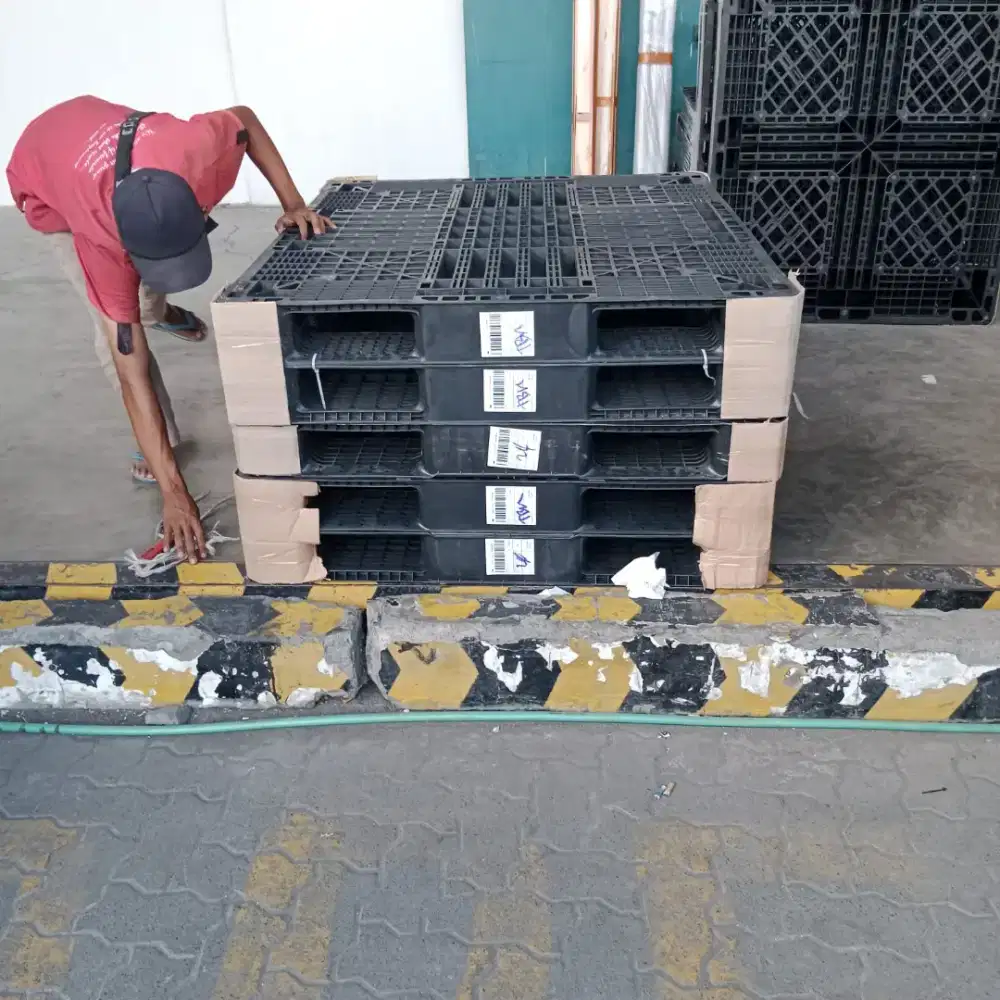PALLET PLASTIK BEKAS HARGA GROSIR TERMURAH