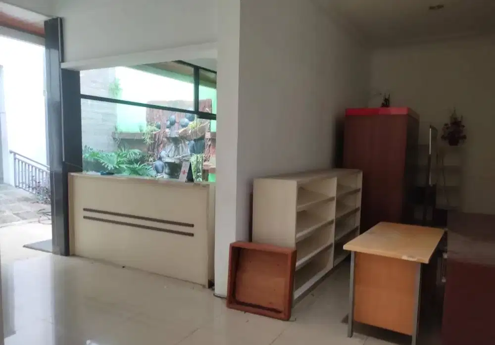 Dijual Rumah Besar + Gudang di Sumber Sari Bandung