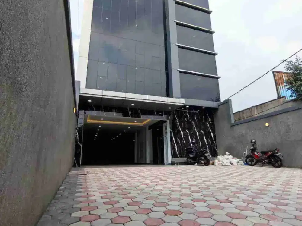 Jual Gedung Baru Fasilitas LIFT Di Cawang Jakarta Timur