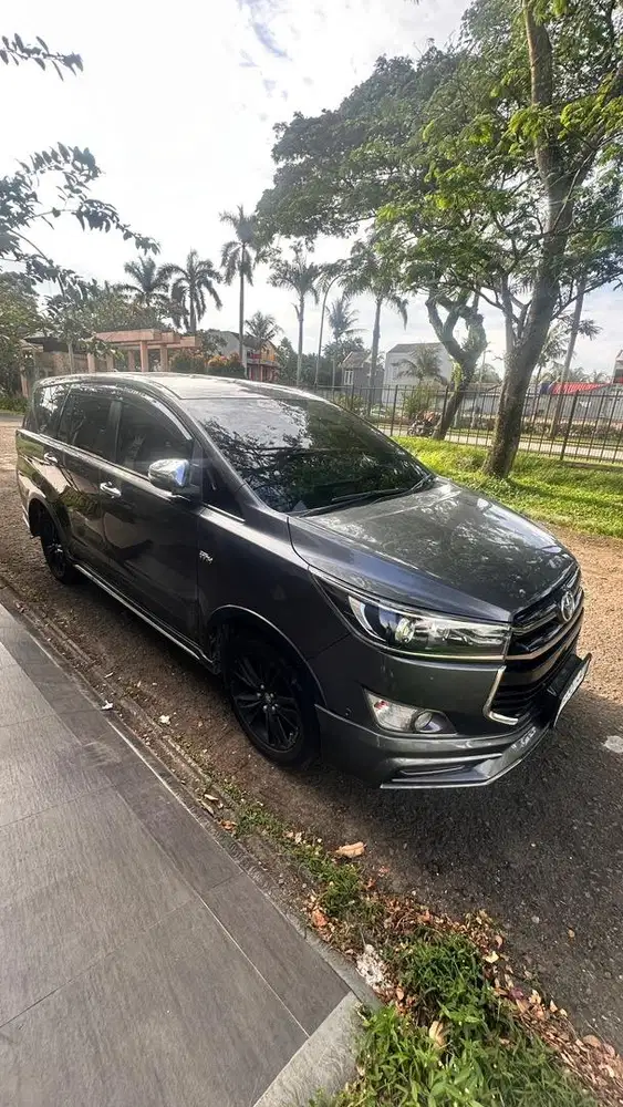 Jual mobil bekas