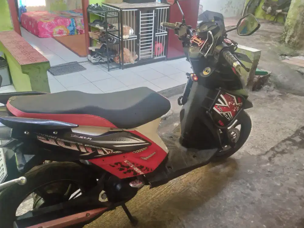 Yamaha x ride hitam