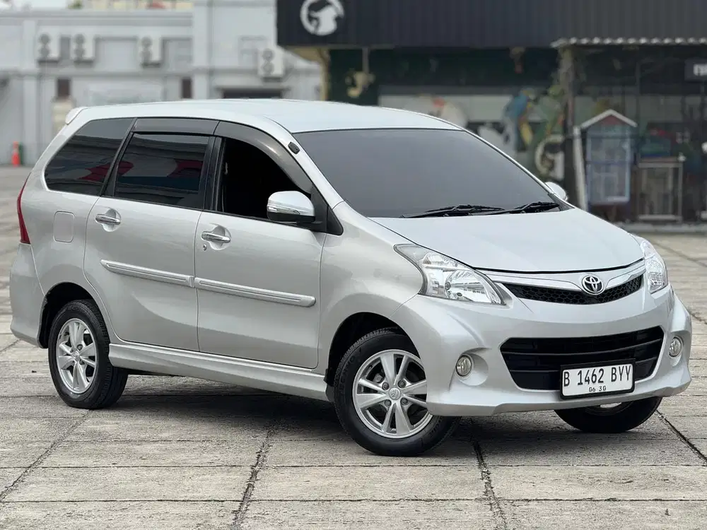 Toyota Avanza Veloz AT Tahun 2014