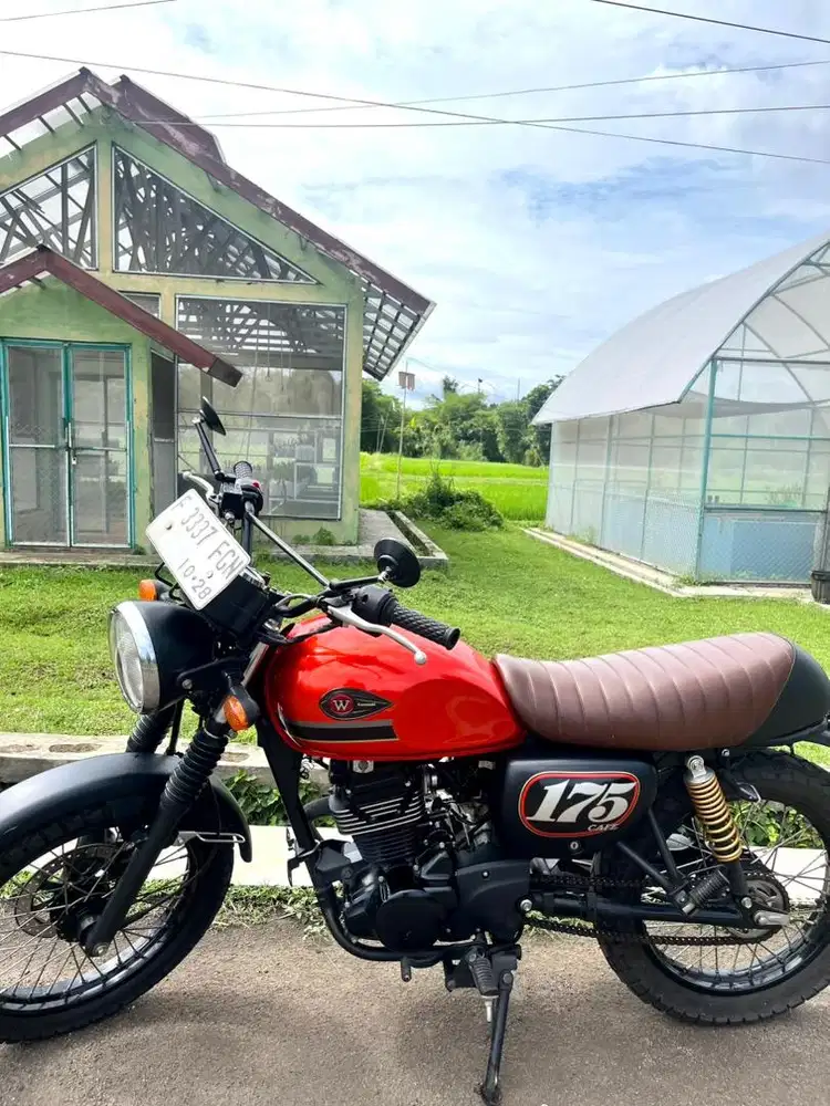 Dijual cepat Kawasaki W175 Cafe Tahun 2020 Akhir Type tertinggi