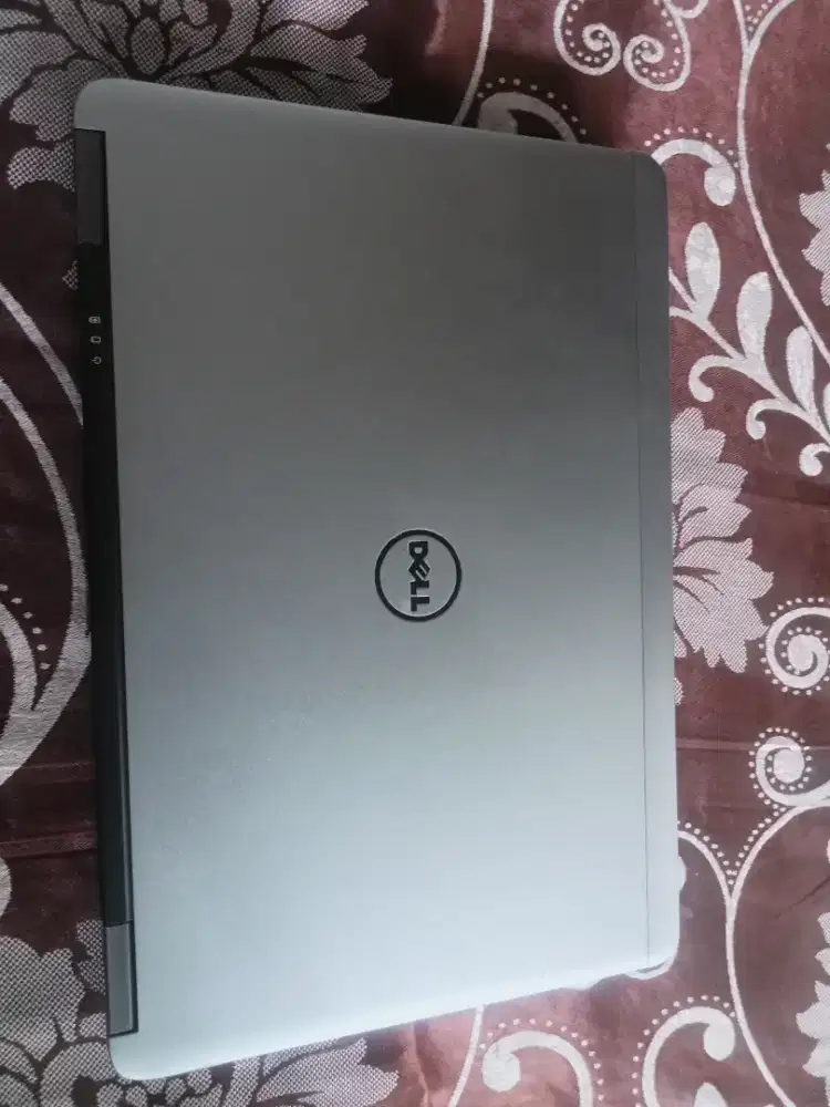 Di jual Laptop second