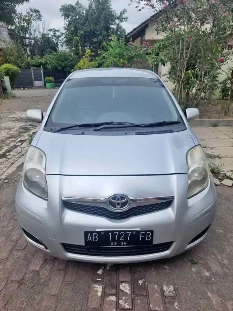 Toyota yaris j at 2011 ab bantul tgn 1 an sendiri