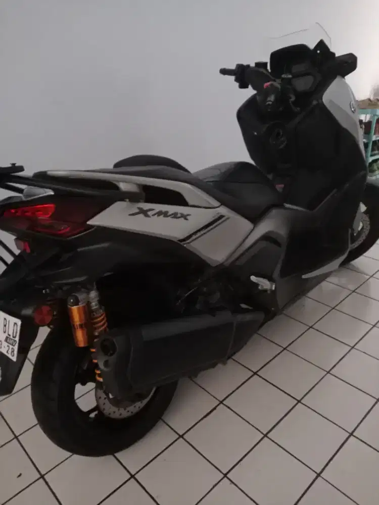 XMAX new conected thn 2023