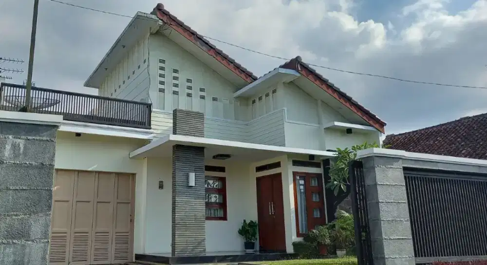DIJUAL RUMAH MODERN MINIMALIS DI TENGAH KOTA TASIKMALAYA