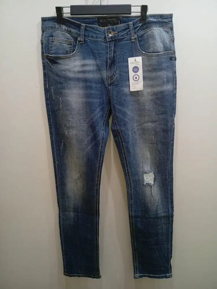 OAKLEY RIPPED BLUE JEANS SLIMFIT