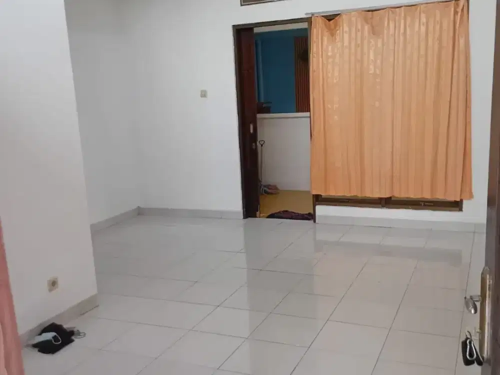 DIJUAL CEPAT  DENGAN HARGA MURAH RUMAH SIAP HUNI BERLOKASI DI SAWANGAN VILLAGE
