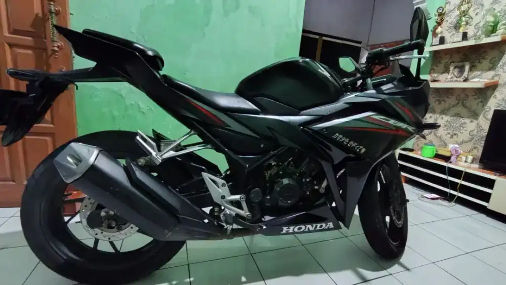 CBR 150R 2018 Tangerang – Siap Gas, 15 JT NEGO SAMPE JADI
