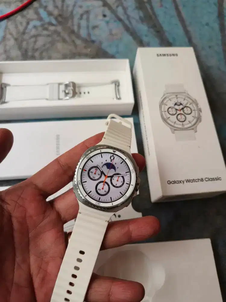 Samsung watch 8 classic 46mm silver mulus 99% garansi sein Okt 2026