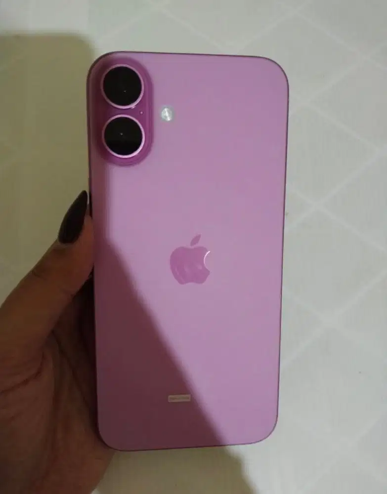 (DIJUAL CEPAT) Iphone 16 Plus Warna Pink 128 GB Ex Ibox
