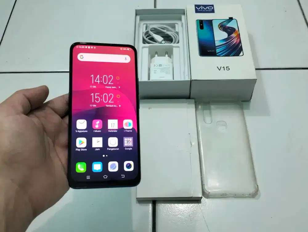 BUTUH UANG VIVO V15 RAM 8GB / 256GB 4G LTE 6.53in Finger Kamera Pop Up