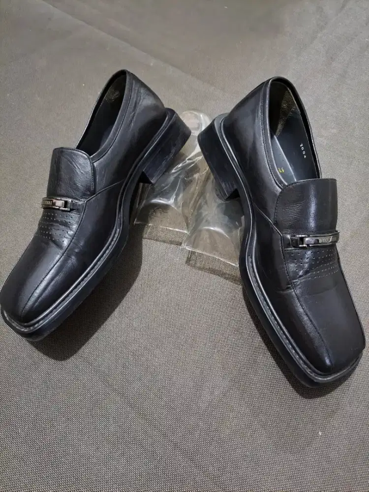 Sepatu pantofel buccheri original ukuran 41