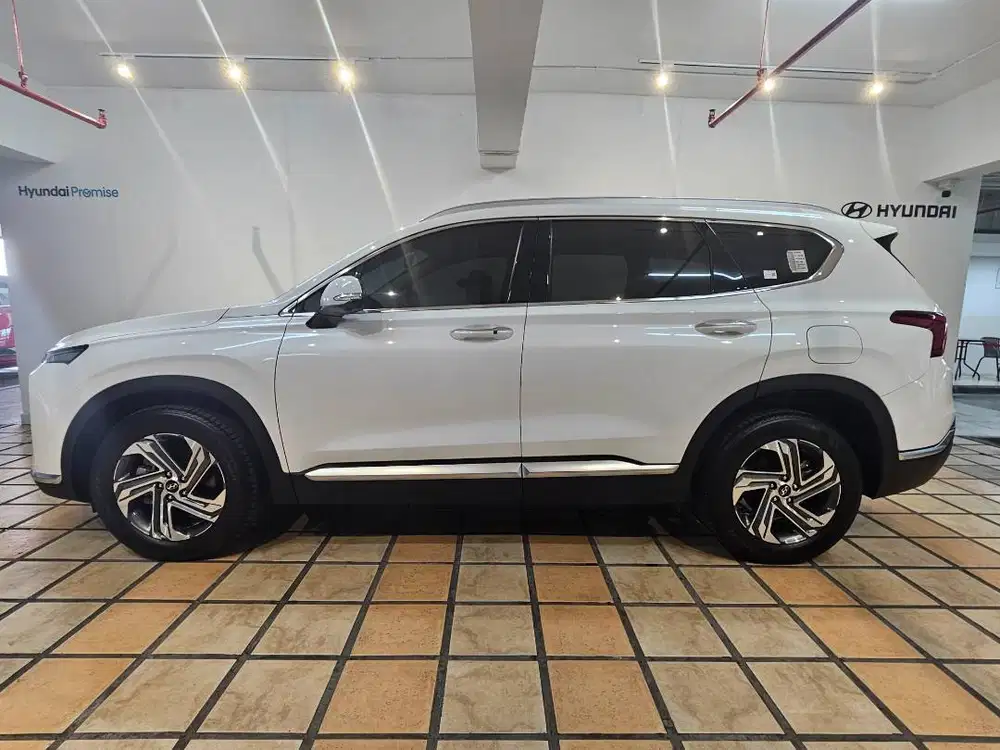 Hyundai Santa Fe 2.2 Signature Diesel -PROMO BUNGA KREDIT MURAH 3,76%*