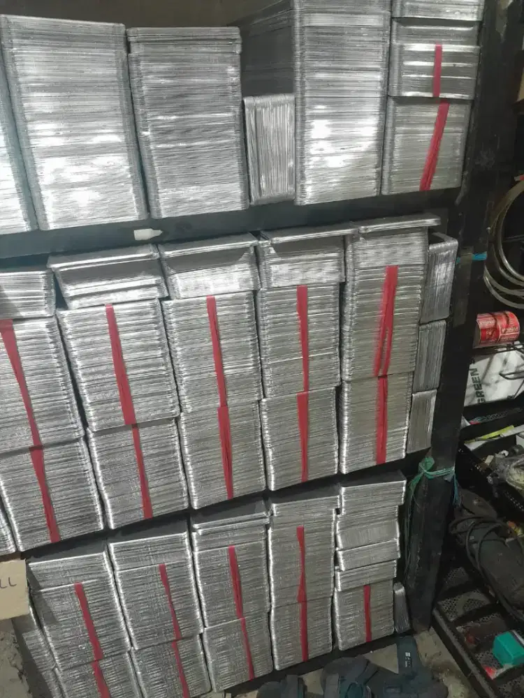 Bahan plat nomor