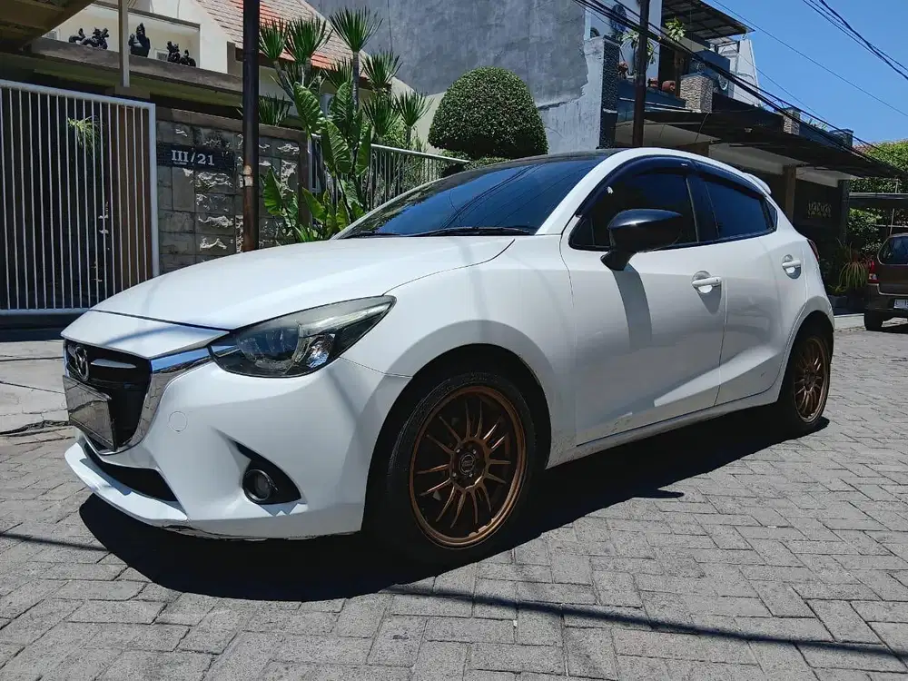 Mazda2 R skyactive 2014 Bensin