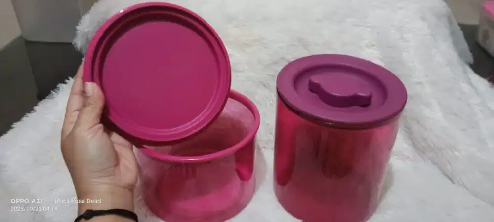 Canister Tupperware bekas bahan Polygranate