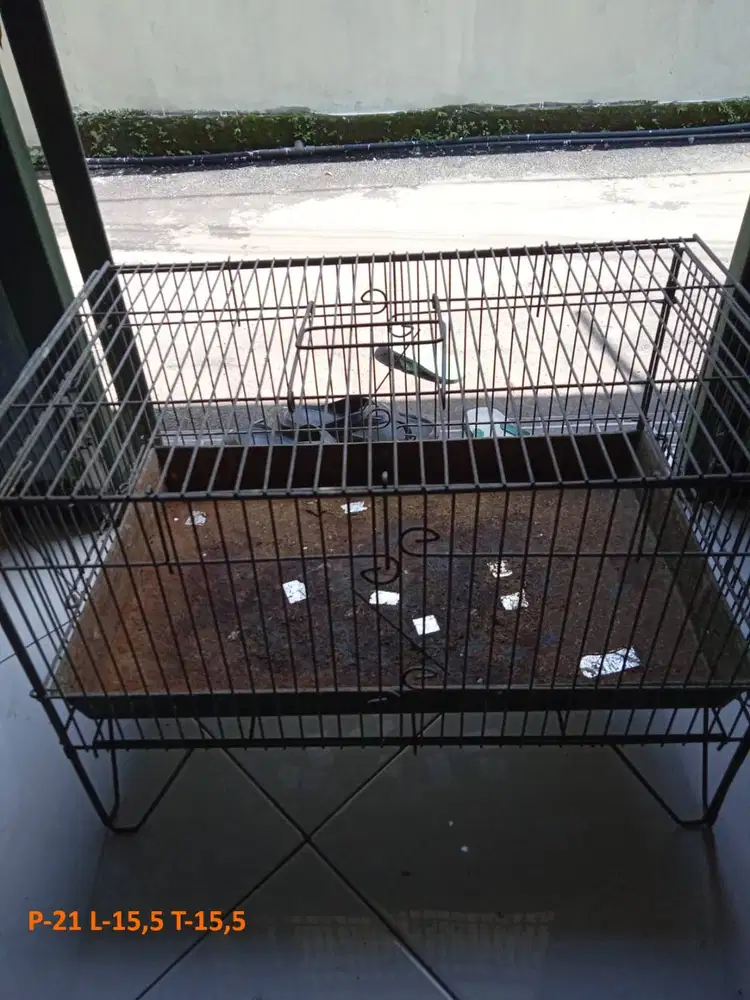 kandang besi dan pemandian bekas daerah bandung kota