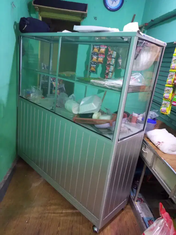 Dijual Etalase Masakan Siap Pakai