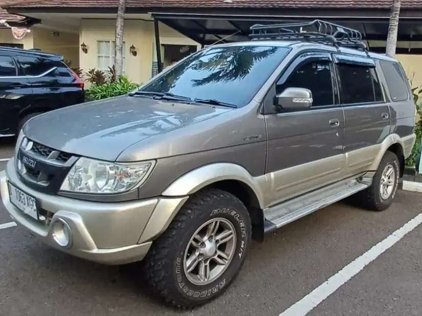 Isuzu Grand touring 2004 Diesel