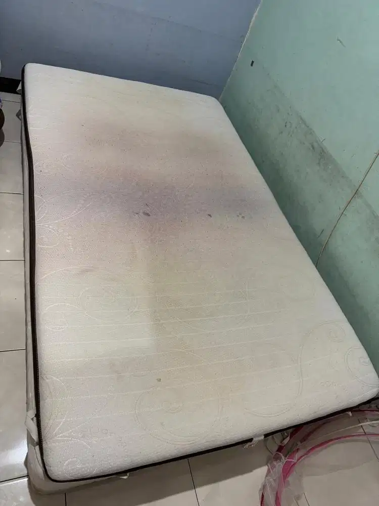 Kasur spring bed